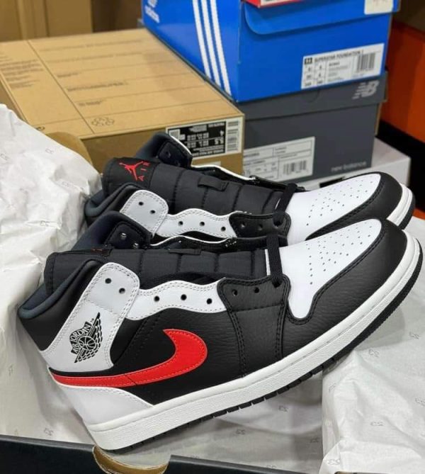 Wholesale Sneakers Pallets - Image 3